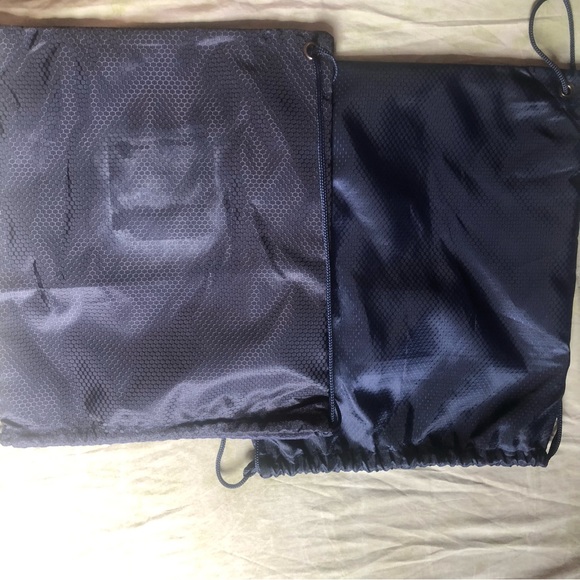 3 for $20 ❤️Bundle of 2x drawstring backpacks Navy blue - Picture 3 of 4